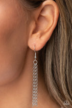 Load image into Gallery viewer, Paparazzi Reel It In - Black Necklace