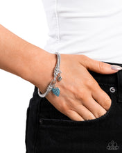 Load image into Gallery viewer, Paparazzi Heart Hour - Blue Bracelet