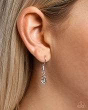 Load image into Gallery viewer, Paparazzi Carefree Cactus - Green Necklace