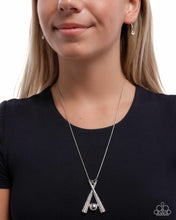 Load image into Gallery viewer, Paparazzi Play Ball! - White Necklace