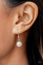 Load image into Gallery viewer, Fiercely 5th Avenue - Complete Trend Blend - December 2021 - Demetra's Bling Boutique