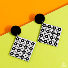 Load image into Gallery viewer, Paparazzi Vintage Vaudeville - Black Earrings