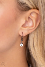 Load image into Gallery viewer, Paparazzi Glistening Gallery - Black Necklace