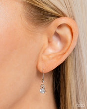 Load image into Gallery viewer, Paparazzi Helmet Headline - Black Necklace
