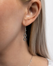 Load image into Gallery viewer, Paparazzi Confidence in Him - Blue Necklace
