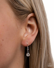 Load image into Gallery viewer, Paparazzi Play Ball! - White Necklace
