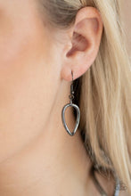 Load image into Gallery viewer, The Challenger - Black Oversized Gunmetal Link Necklace - Demetra's Bling Boutique
