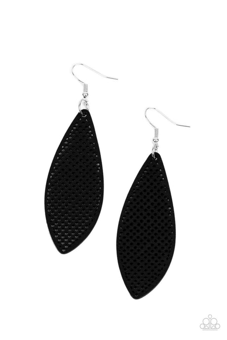 Surf Scene - Black

Asymmetrical Wooden Earrings - Demetra's Bling Boutique