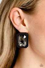 Load image into Gallery viewer, Paparazzi Edgy Emeralds - Black Earrings
