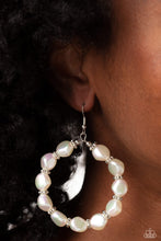 Load image into Gallery viewer, Paparazzi The PEARL Next Door - White Earrings
