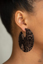 Load image into Gallery viewer, Paparazzi Hit Or HISS - Black Earrings
